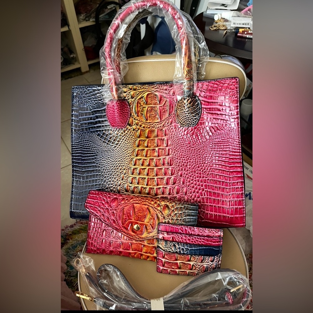 Multicolor Crocodile Embossed Women's Tote Bag